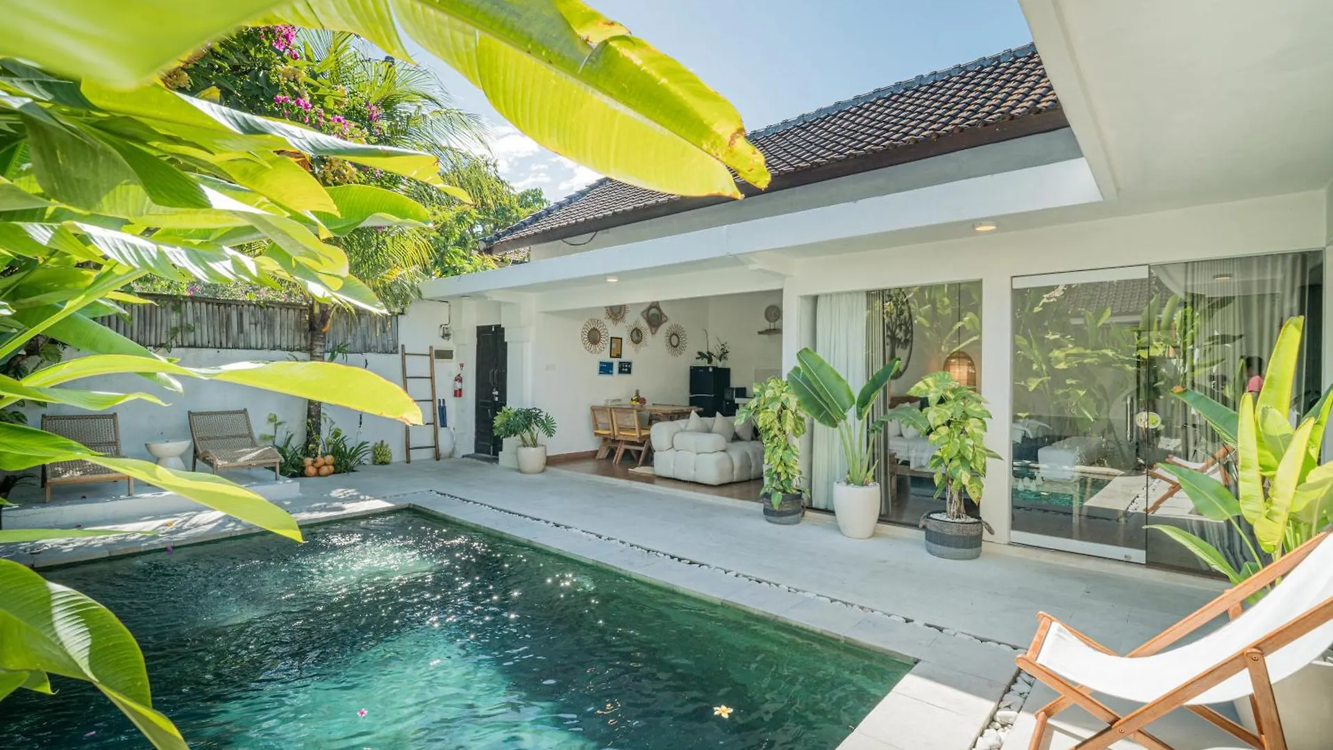 Villa Lemone By Bali Villa Solutions Seminyak